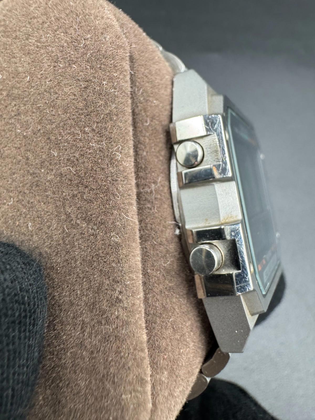 Digital Seiko Silver Wave D409-5030 Sign Table Watch Japanese Market Exclusive G