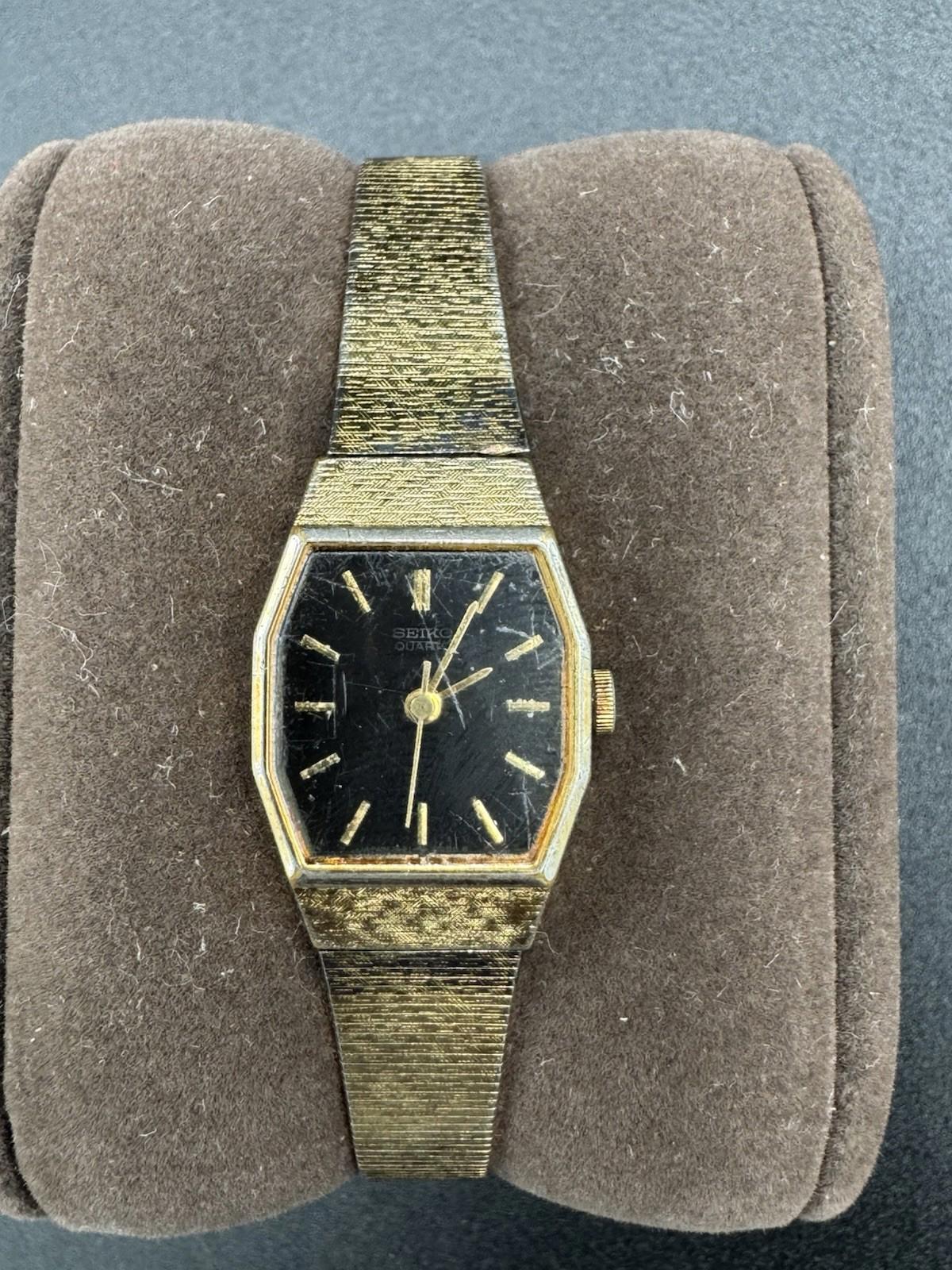Seiko Watch Women 17mm Black Dial Gold Tone Octagon 1421-5530 Needs Servicing Ba