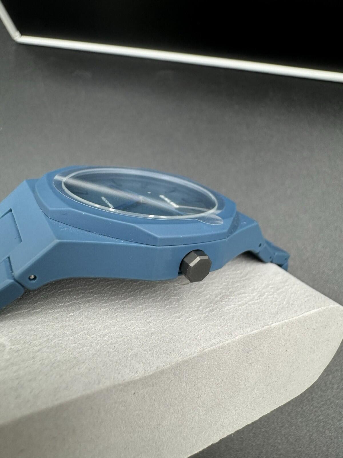 D1 MILANO watch men's PCBJ21 Polycarbon Navy Blue Polycarbonate Brand New Sealed