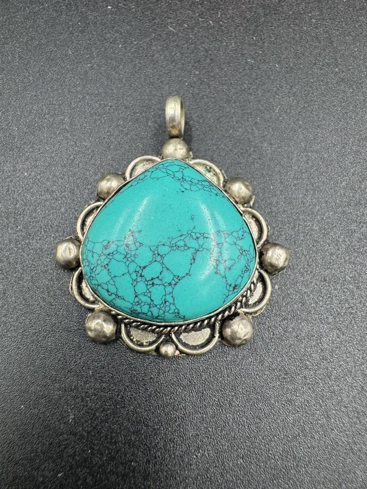 Vintage Navajo Turquoise Pendant Sterling Silver Spiderweb Matrix Heart Shape 22