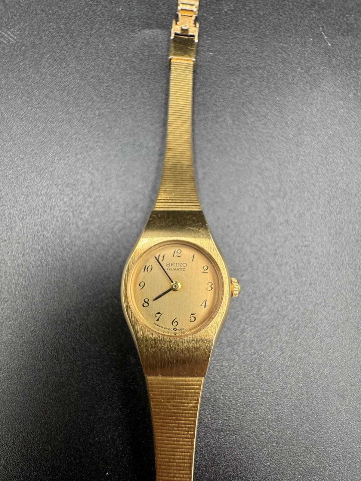 Seiko Quartz Dress Watch Women 2P20-0A89 Gold Dial & Band New Batttery Works VG+