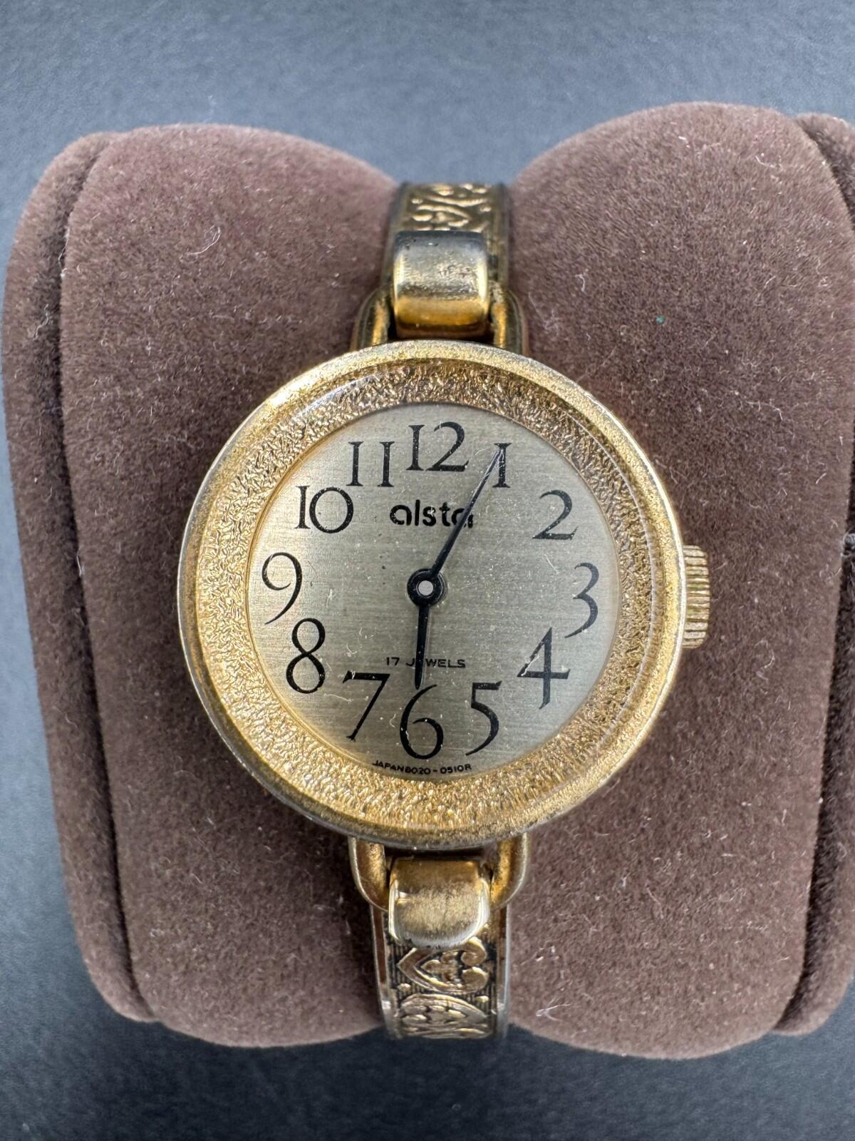Vintage Alsta 17 Jewels Gold Tone Heart Motif Bracelet Ladies Watch Japan Rare +