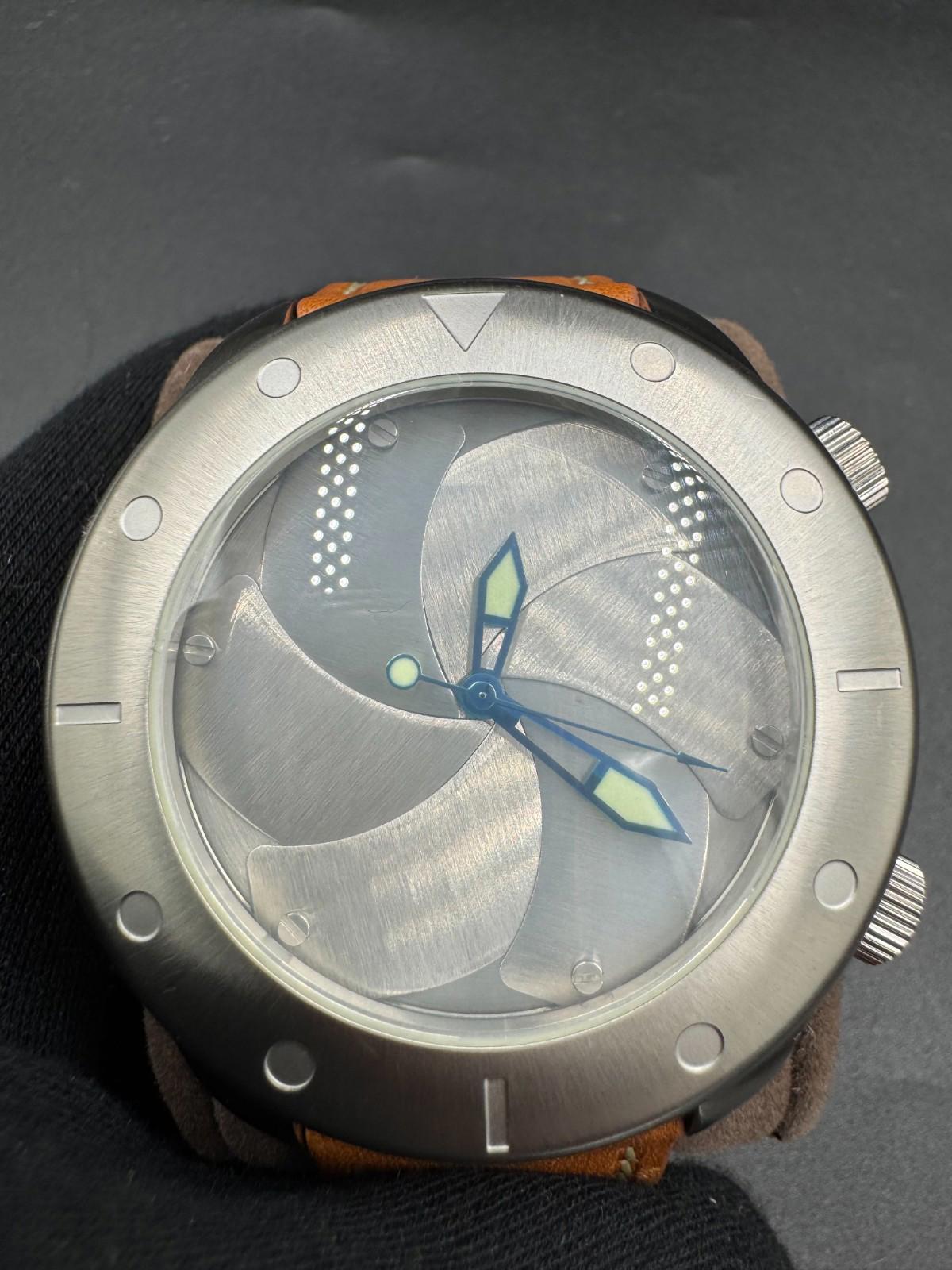 50mm Auto Skeleton Silvertone SHUTTER Fan Blades Brown Strap ANDROID Watch AD526