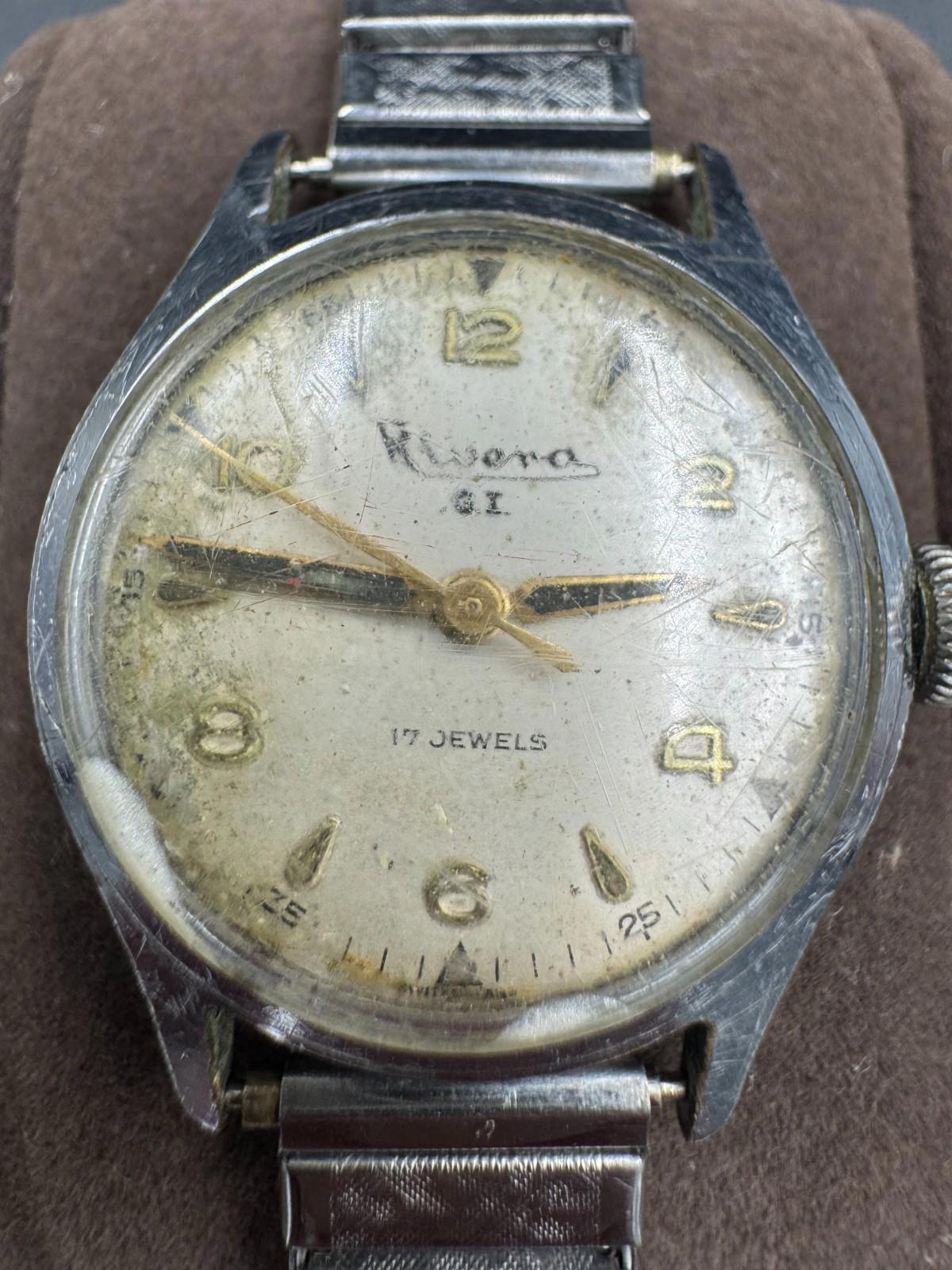 Vintage Riversa G.I. Swiss Watch 17 Jewels Selca Movement Incabloc Needs service