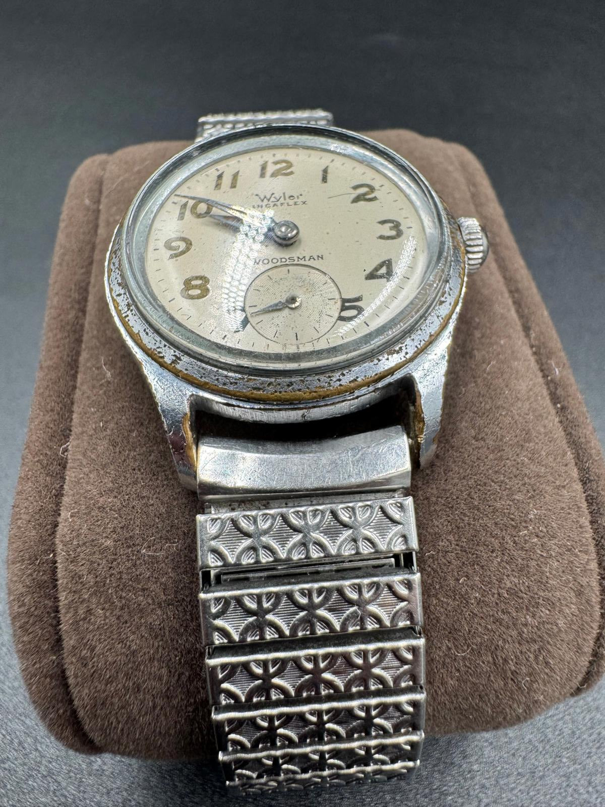 Vintage Wyler Incaflex Woodsman Swiss Manual Wind SubSeconds