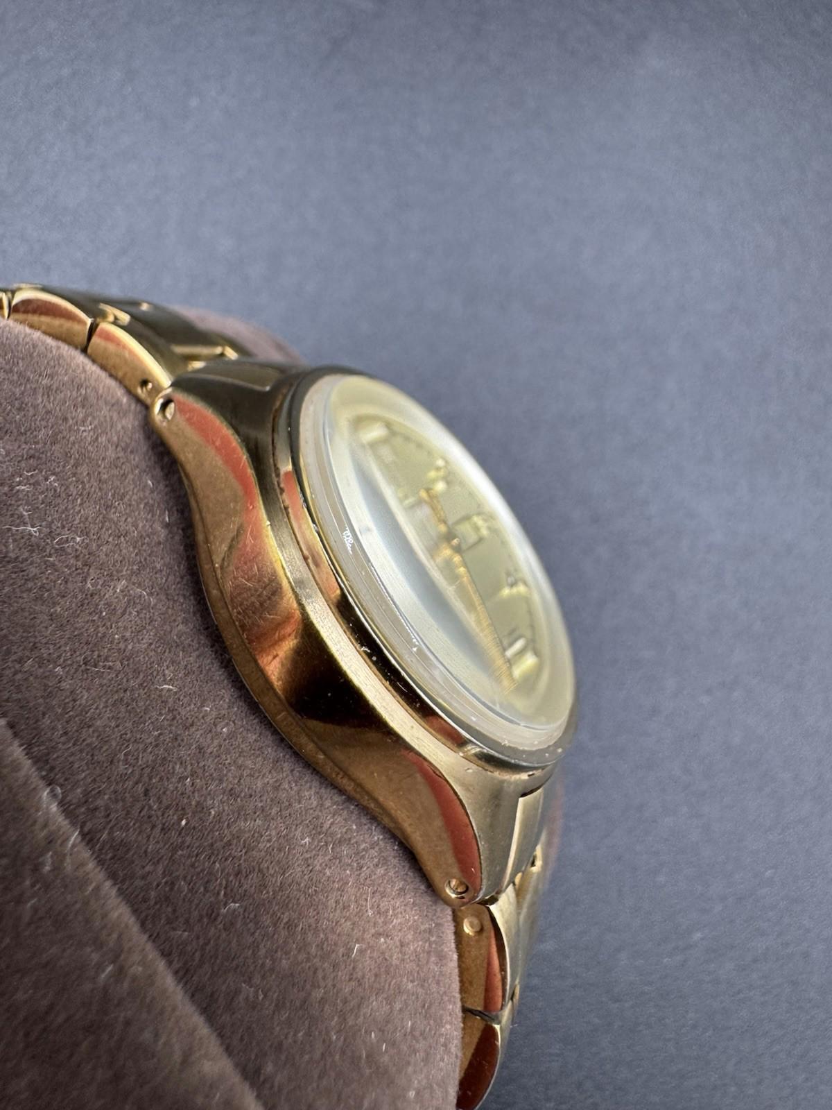 Women's FOSSIL Gold Tone Watch AM-4365 w/ New Battery - Works Great! b77