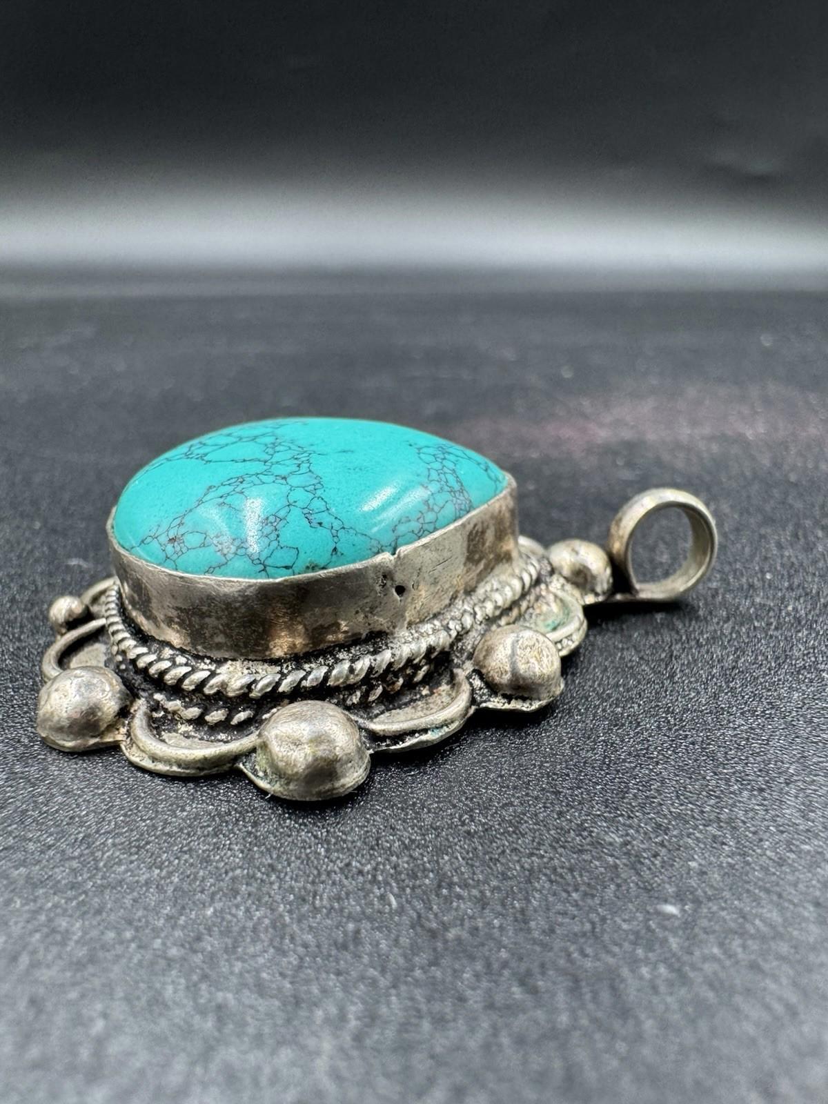 Vintage Navajo Turquoise Pendant Sterling Silver Spiderweb Matrix Heart Shape 22