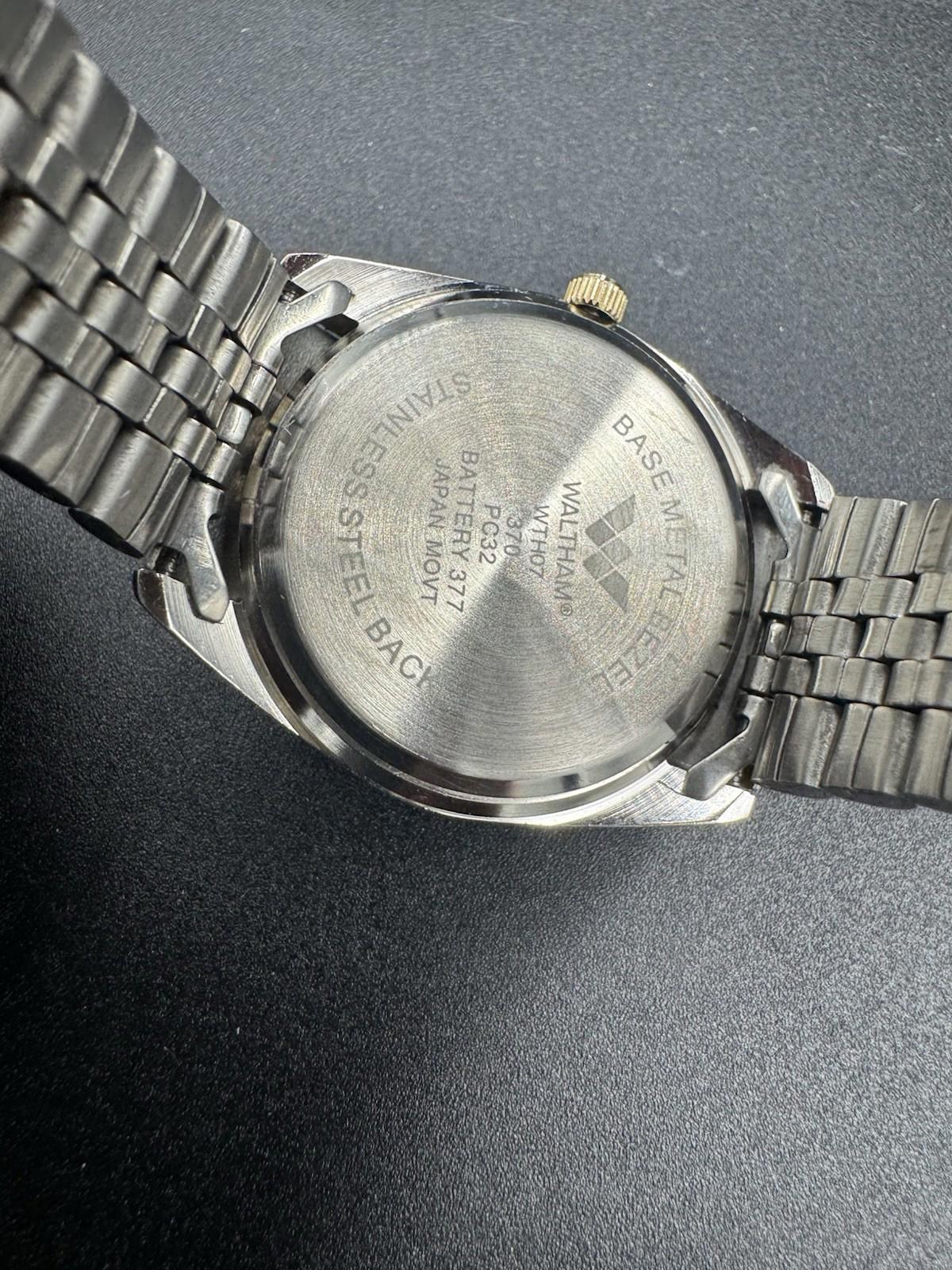 Vtg. Waltham Quartz 35mm Date Watch on Jubilee Bracelet Ref. WTH07 Running w Box